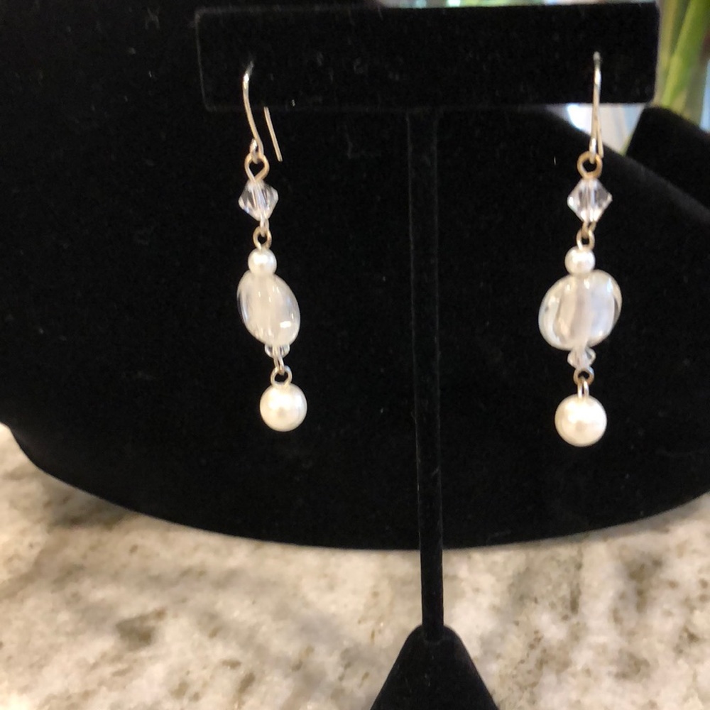 Drop earrings